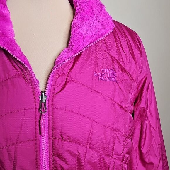 The North Face Reversible Mossbud Swirl Magenta Quilted Jacket Medium - Picture 2 of 10